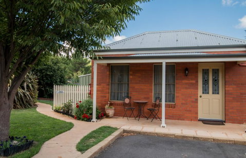 Ross Motel - Broome Tourism 0