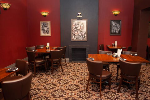 Royal Hotel Singleton - Broome Tourism 2