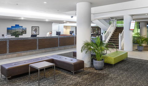 Rydges Esplanade Resort Cairns - Broome Tourism 2