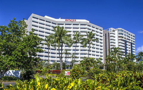Rydges Esplanade Resort Cairns - Broome Tourism 1