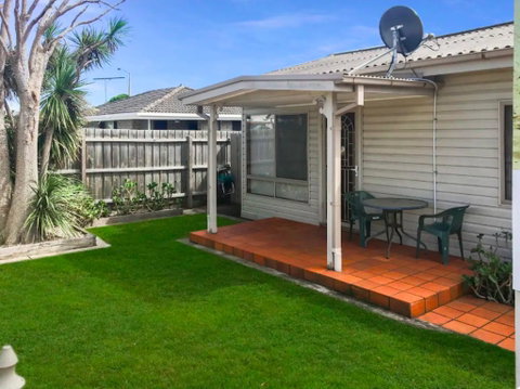 Rye 3 Great Location, Shops, Beach, FREE Wine, Wifi And Netflix - Broome Tourism 1