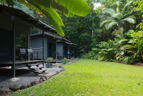 Safari Lodge - Broome Tourism 0