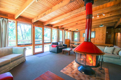 Sambar Lodge - Broome Tourism 0