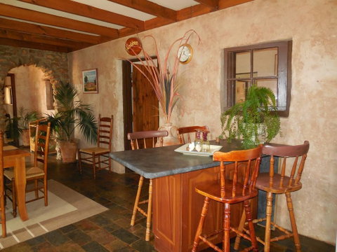 Sandalmere Cottage - Broome Tourism 2