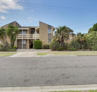 Sandpiper Lakes Entrance - Broome Tourism