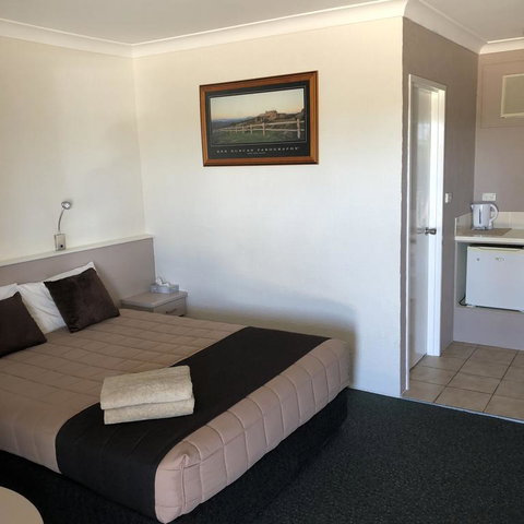 Sapphire City Motor Inn - Broome Tourism 3