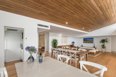 Sea La Vie #2 Luxury Apartment In Coffs Harbour Jetty With Pool, Views And Walking Distance To The Beach! - Broome Tourism 0