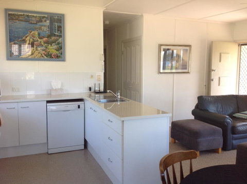 Seaside Cottage - Broome Tourism 2