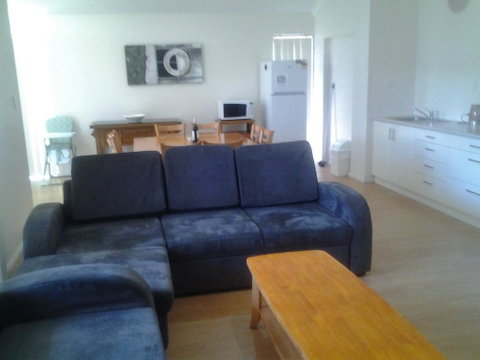 Seaside Villas - Broome Tourism 2