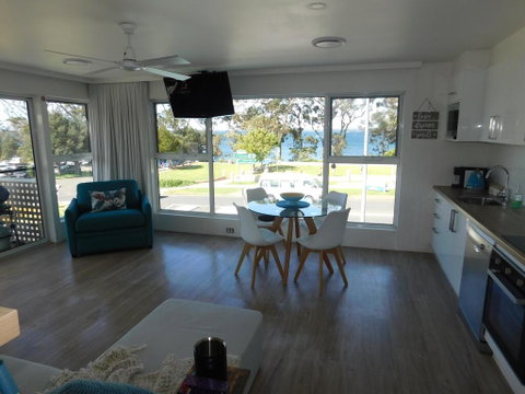 Secret At Huskisson - Broome Tourism 3