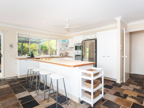 Serenity', 7 Mulloway Place - Peaceful House With Air Con Netflix & WIFI - Broome Tourism 2