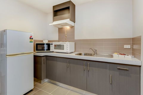 Seymours On Lydiard - Broome Tourism 3