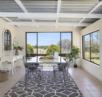 Silky Oak Cottage - cosy with country views - Broome Tourism