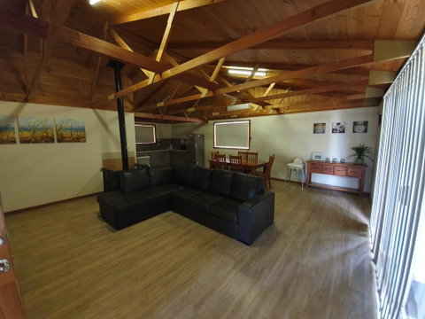 Simo's Place - Broome Tourism 1