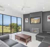 Skenes Retreat - views of the ocean from the deck