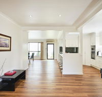 Skymirror Villa - Broome Tourism