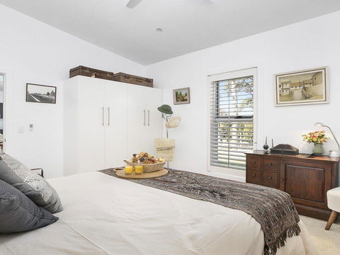 Somerton Barn - Rural Tranquility & Country Comfort - Broome Tourism 2