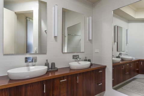 Sophisticated Contemporary Coastal Living With Sweeping Views In Cape Schanck - Broome Tourism 3