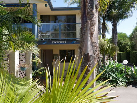 Sorrento Luxury Apartments - Broome Tourism 1