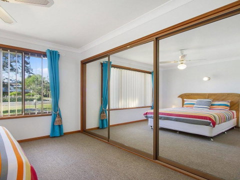 Soundwaves - Games Room With Table Tennis - Broome Tourism 3
