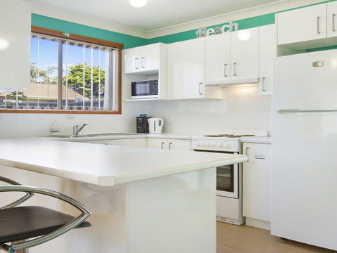 Soundwaves - Games Room With Table Tennis - Broome Tourism 1