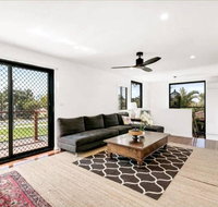 Spacious 2 Bedroom Townhouse In Southport - Broome Tourism
