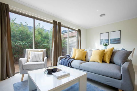 Spacious Lovely 5Beds Home@Point Cook - Broome Tourism 0