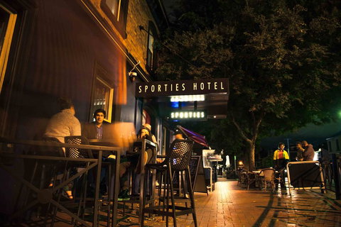 Sporties Hotel - Broome Tourism 1
