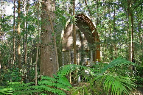 Springbrook Mountain Chalets - Broome Tourism 0