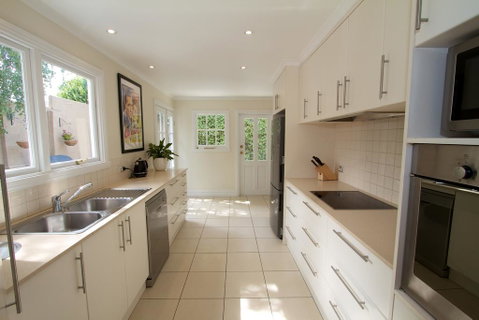 Strahan House - Broome Tourism 2