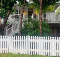 Stranded in Oz Stay in Relaxing Environment FREE WIFI NETFLIX POOL AIR CON - Broome Tourism