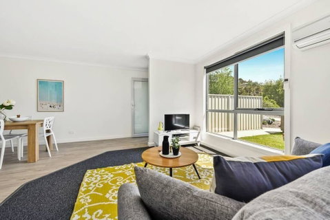 Stylish And Spacious Launceston Villa + Free Wifi - Broome Tourism 2