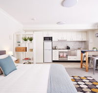 Stylish Manly Studio With BBQ Terrace and Parking - Broome Tourism