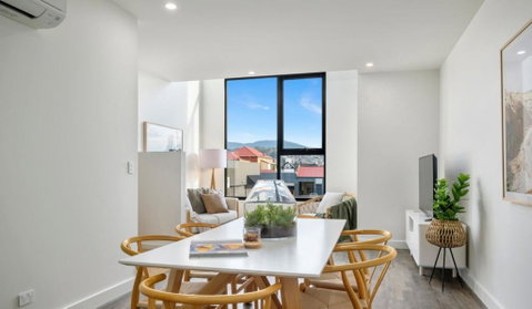 Stylish Townhouse - Broome Tourism 0