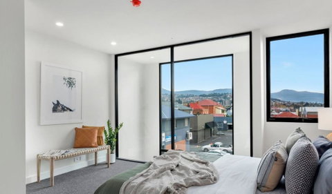 Stylish Townhouse - Broome Tourism 1