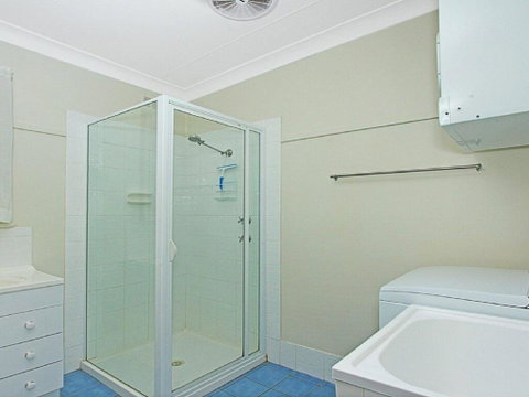 Summer Breeze - Clean And Simple, 200m To Beach - Broome Tourism 1