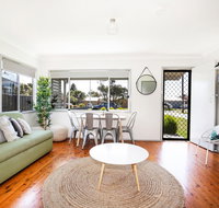 Sun Shack  Culburra - Pet Friendly - 3 Mins to Beach - Broome Tourism