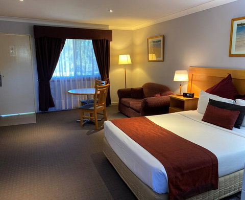 Sunseeker Motor Inn - Broome Tourism 1