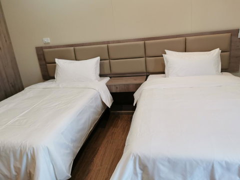 Sunshine Gardens Bourke Resort - Broome Tourism 0