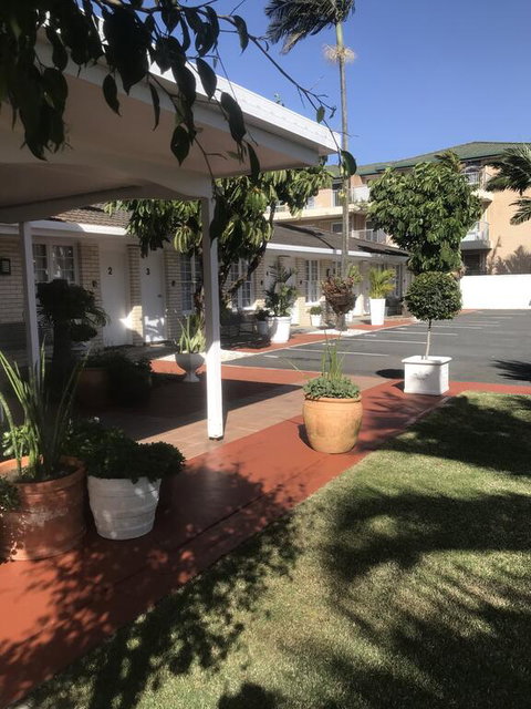 Surf Street Motel - Broome Tourism 0