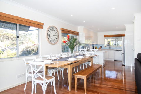 Surfers Beach House - Broome Tourism 1