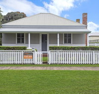 Surfs Up - Fresh and modern East Beach home - Broome Tourism