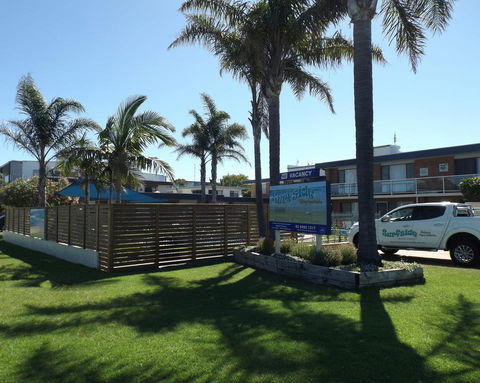 Surfside Merimbula Holiday Apartments - Broome Tourism 1
