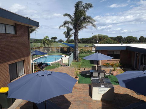 Surfside Merimbula Holiday Apartments - Broome Tourism 0