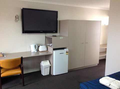 Tannum Sands Hotel / Motel - Broome Tourism 3