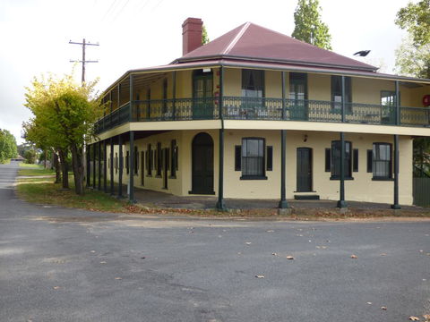 Tenterfield Lodge - Broome Tourism 1
