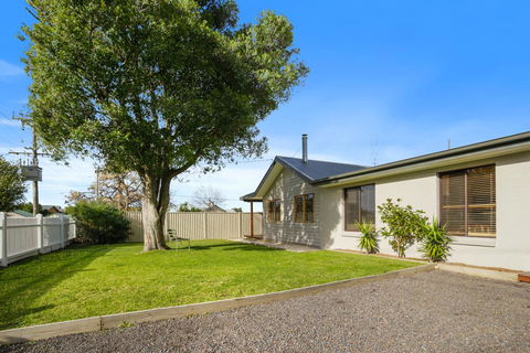 THE ASHMAN HOUSE - Modern And Close To Town - Broome Tourism 3