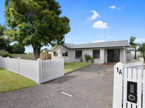 THE ASHMAN HOUSE - Modern And Close To Town - Broome Tourism 0