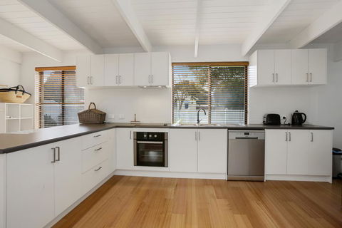 THE ASHMAN HOUSE - Modern And Close To Town - Broome Tourism 2
