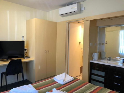 The Astor Suites - Broome Tourism 1